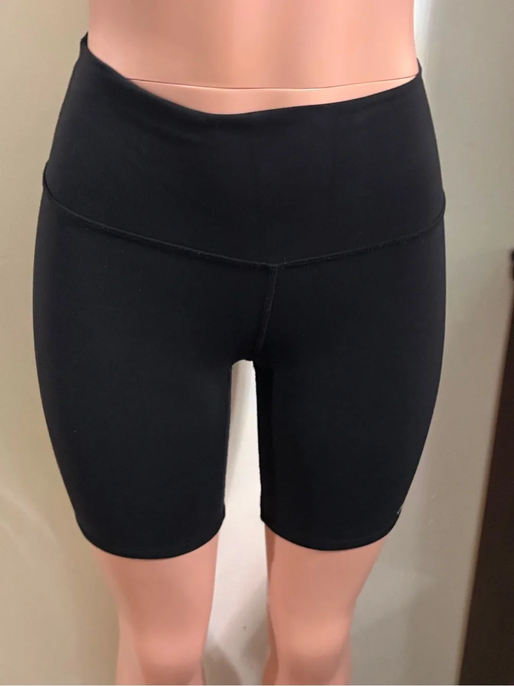 Alo High-Waist Black Bike Shorts